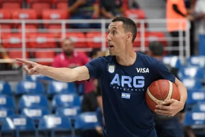 Pablo Prigioni continuará como entrenador de la selección argentina de básquetbol con el objetivo de clasificarse a los Juegos Olímpicos de París 2024