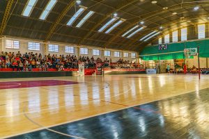 Inauguración de obra de piso deportivo en el Club CAJU de Almafuerte