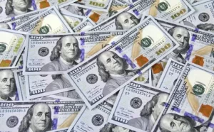 Cotización del dólar hoy 2 de mayo en Río Tercero:  el blue nuevamente marca un leve descenso